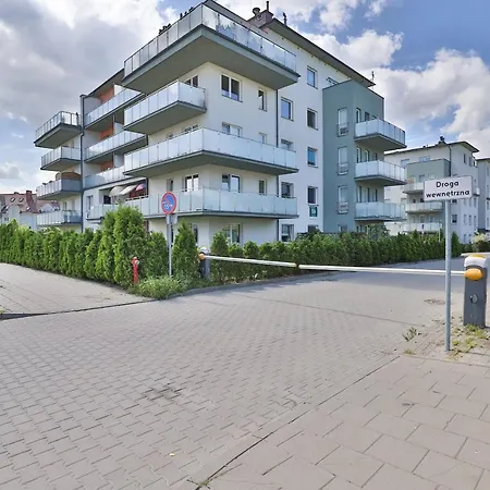 Przemyska By Renters Appartement *